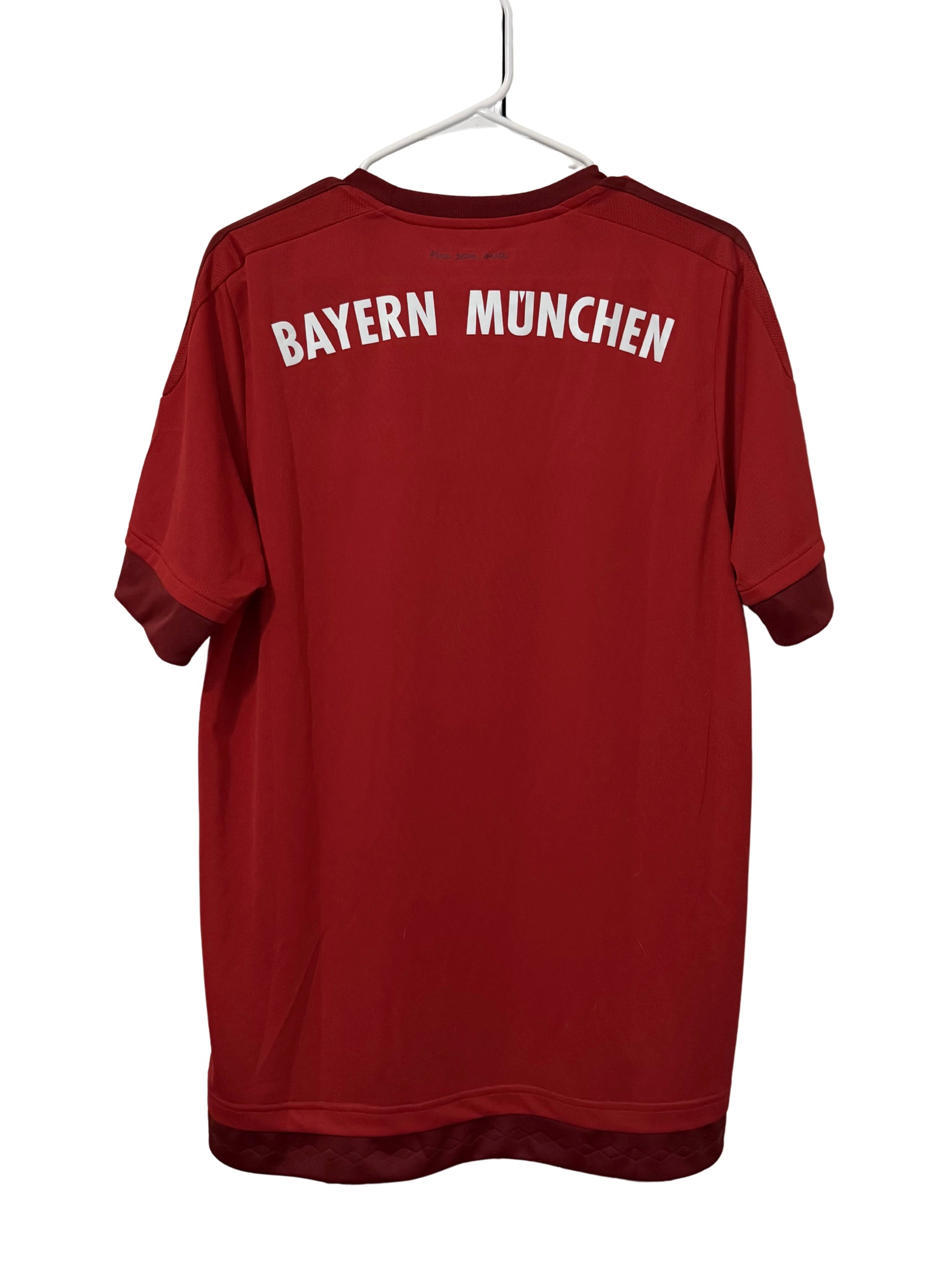 Bayern Munich 2015-16 Home jersey (L) BNWT