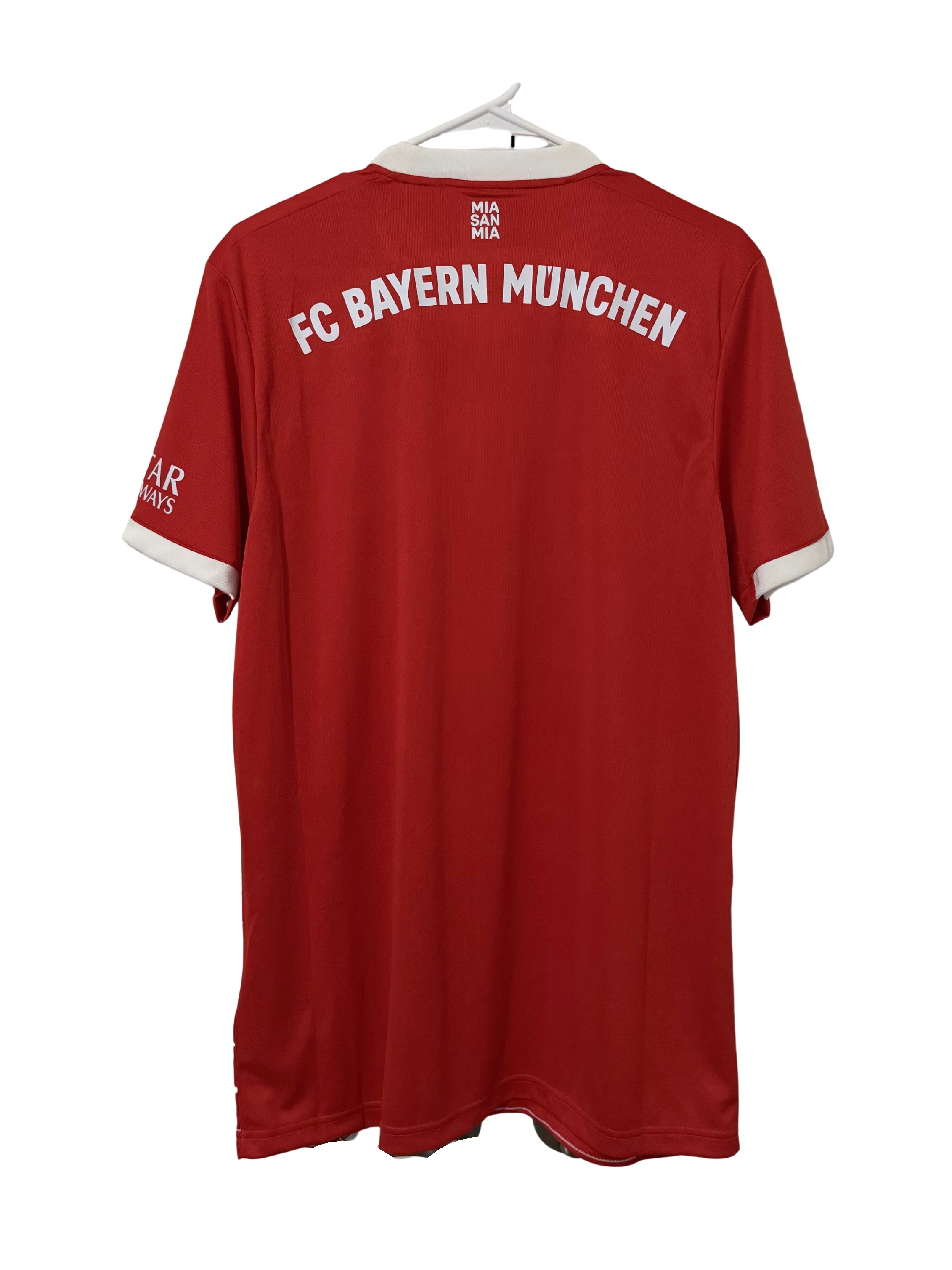 Bayern Munich 2022-23 Home jersey (L) BNWT