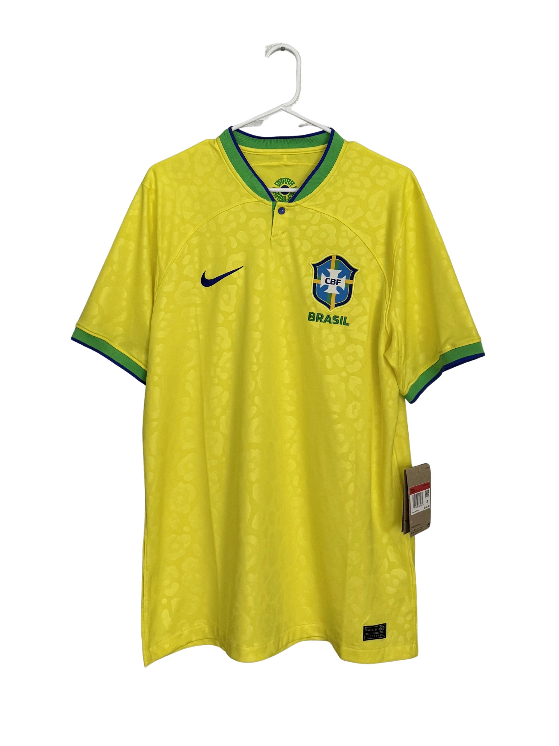 Brazil 2022 Home jersey (L) BNWT