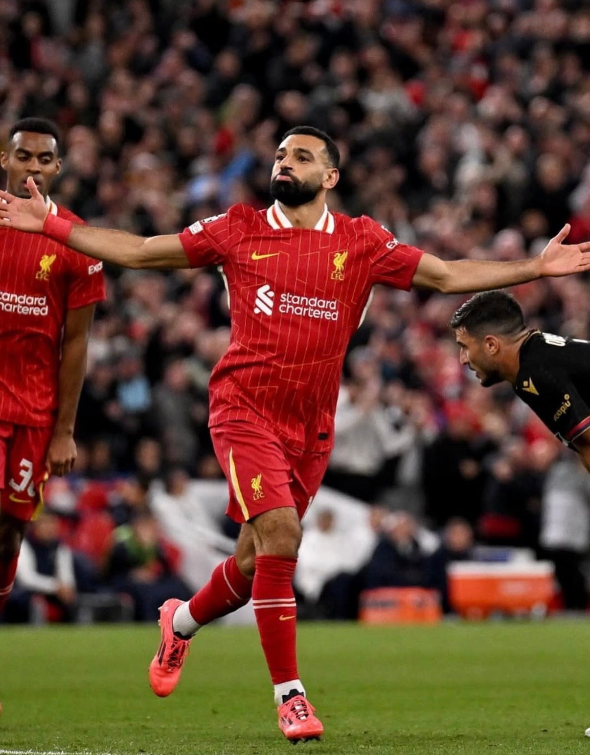 Liverpool FC 2024-25 Salah #11 Home jersey (L)