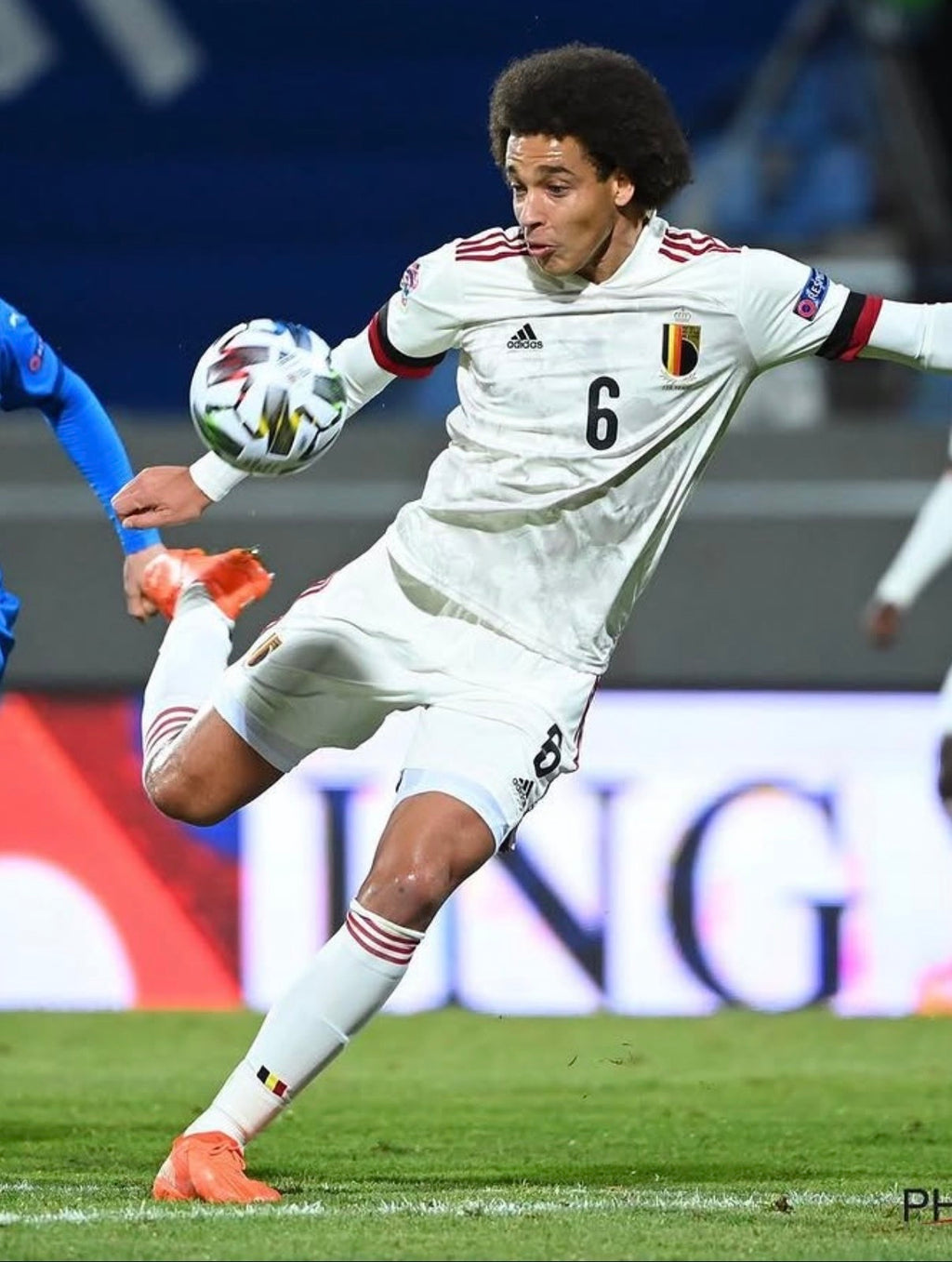 Belgium 2020 Axel Witsel #6 Away Jersey (S)