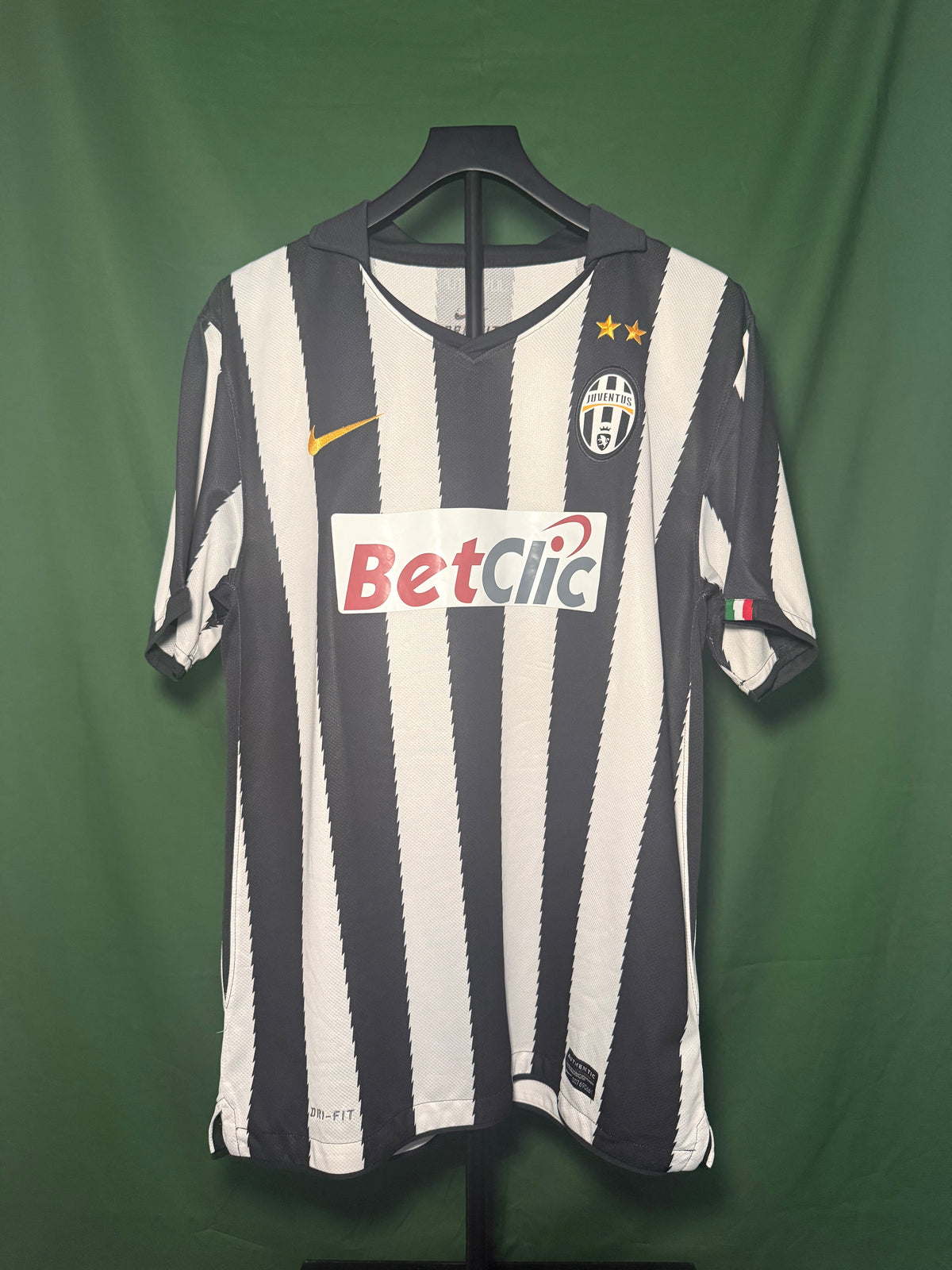 Juventus FC 2010-11 Home jersey (L)