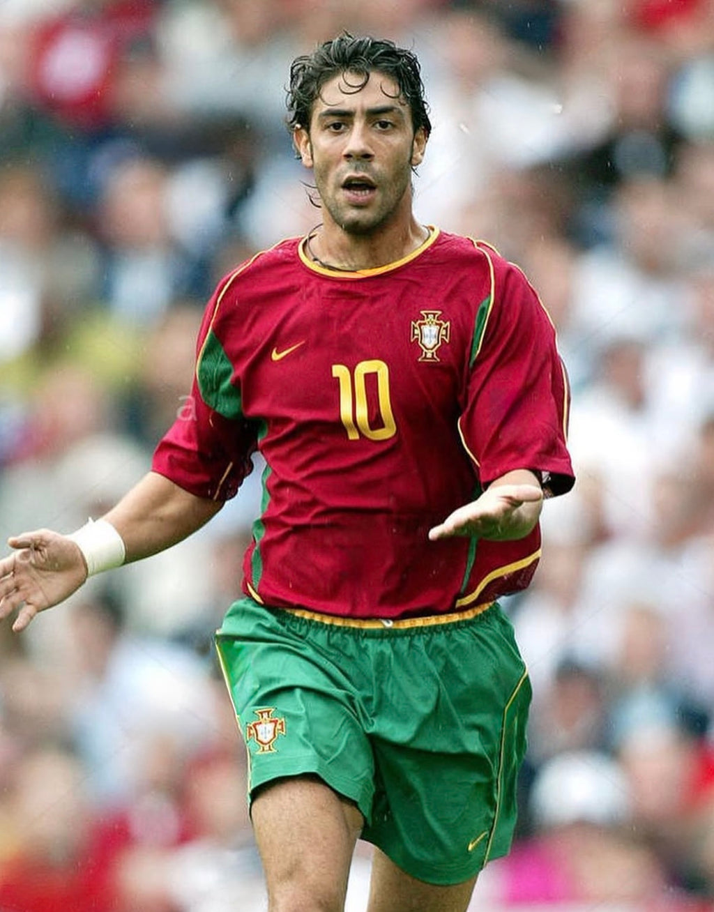 Portugal 2002 Rui Costa #10 Home jersey (M)