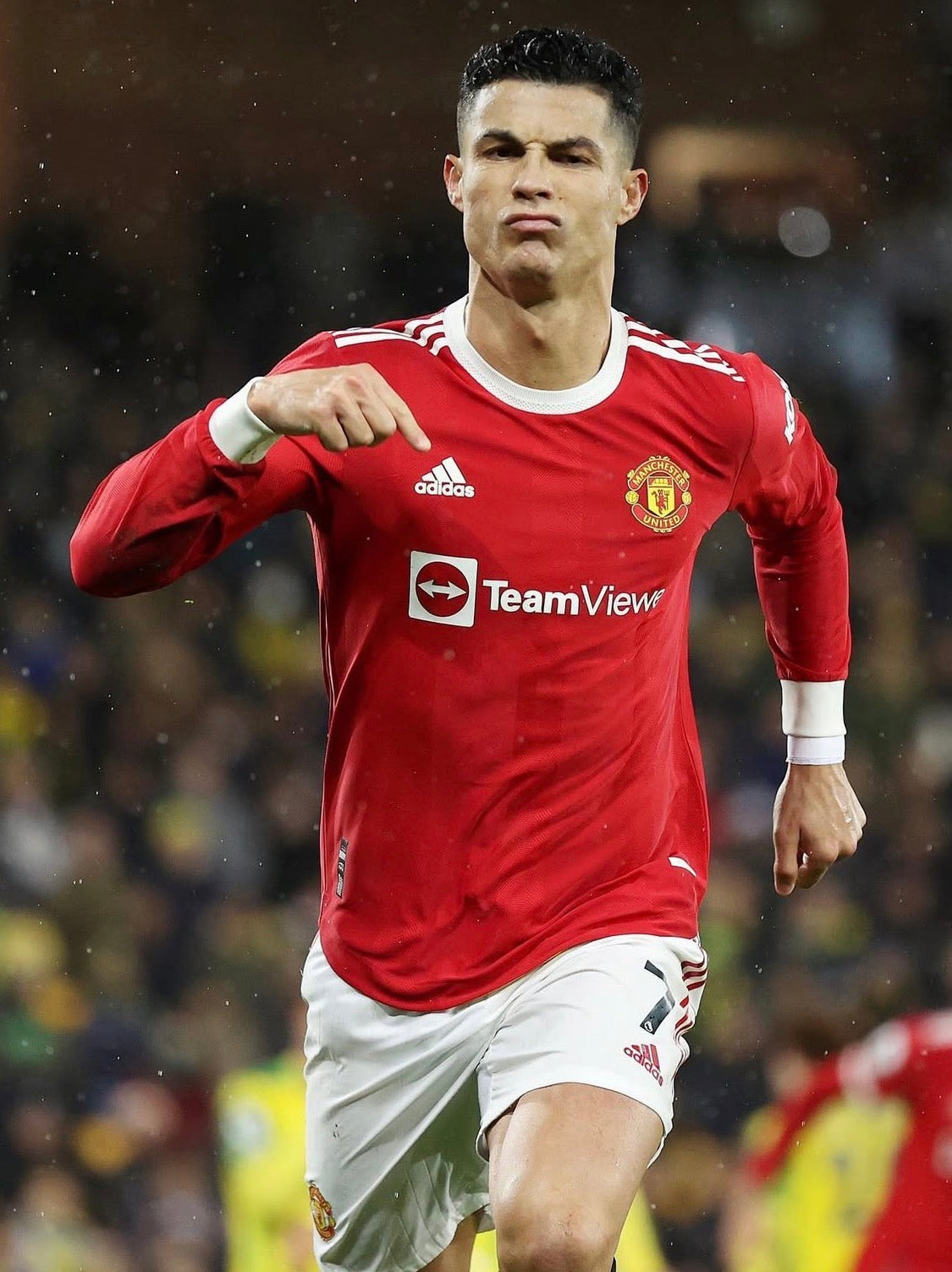Manchester United 2021-22 Home jersey (L) BNWT
