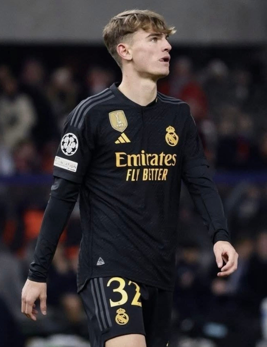 Real Madrid CF 2023-24 Nico Paz #32 Third PLAYER ISSUE jersey (XL)