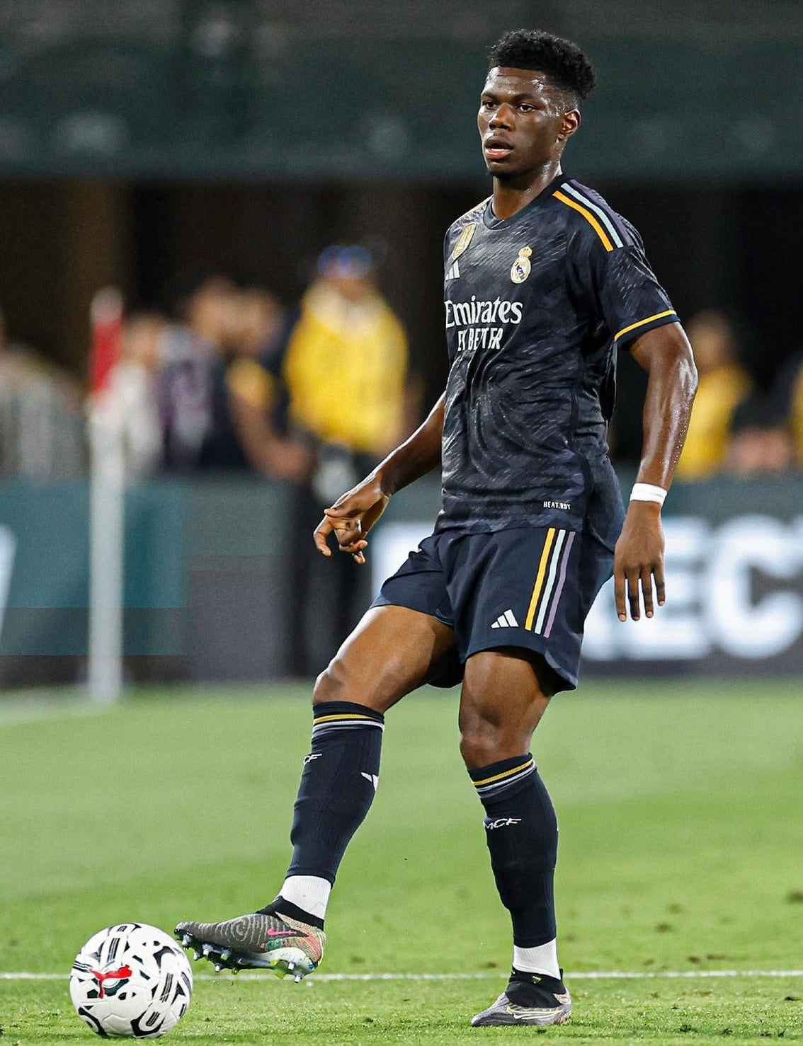 Real Madrid CF 2023-24 Away jersey (L)