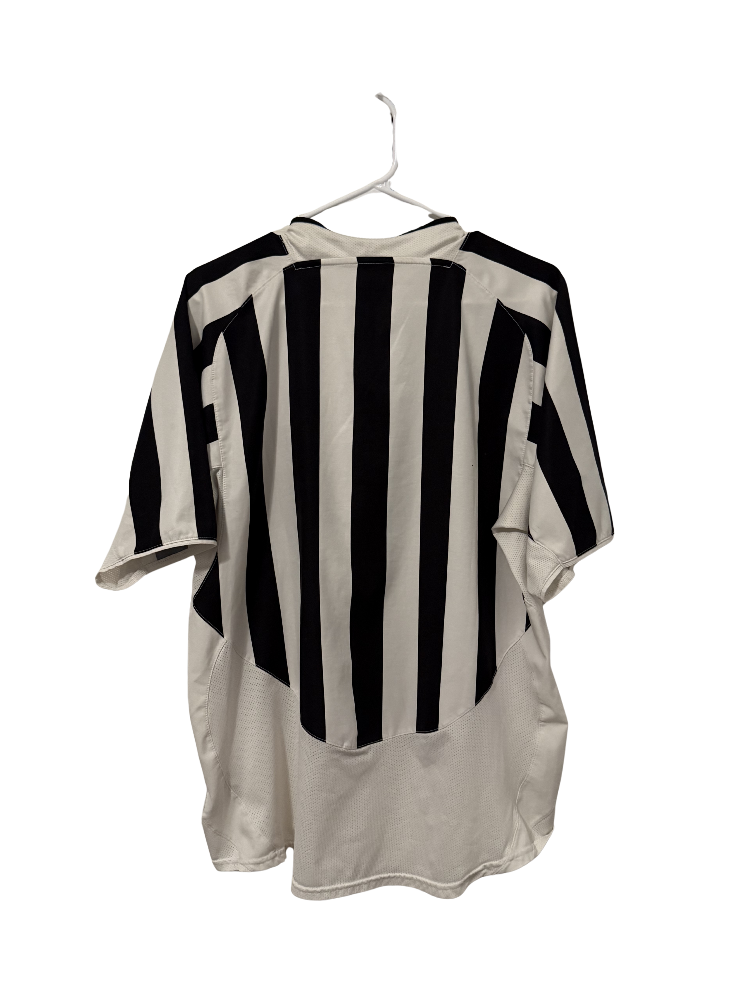 Juventus FC 2003-04 Home jersey (M)