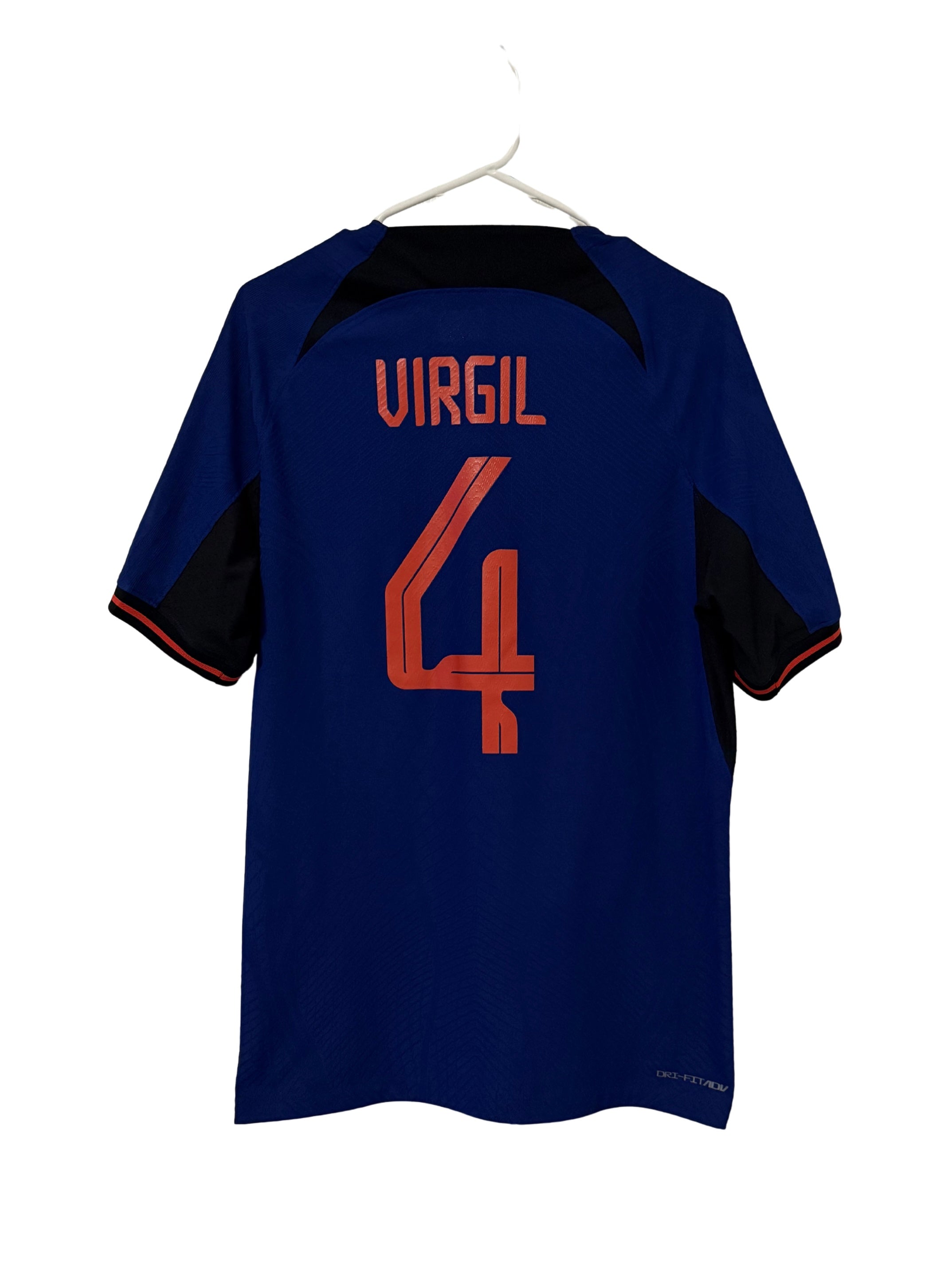 Netherlands 2022 Virgil #4 Away jersey (M)